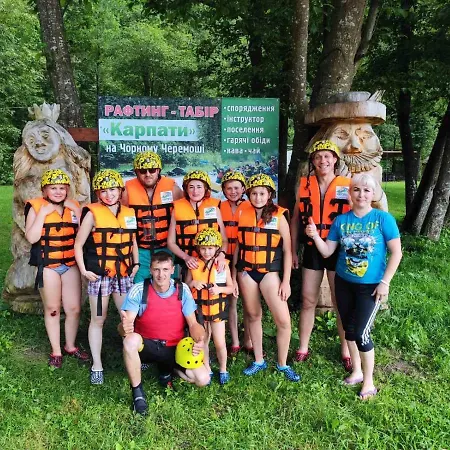 гостинний двір 