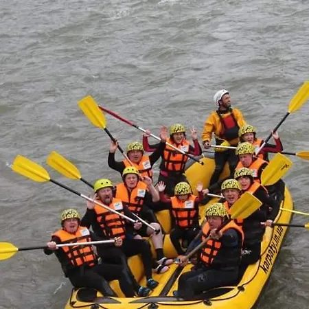 гостинний двір 