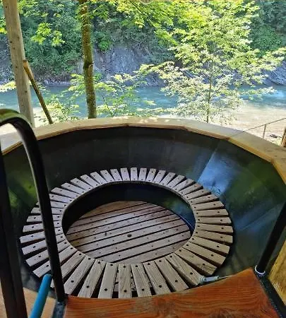 Landhuis гостинний двір 