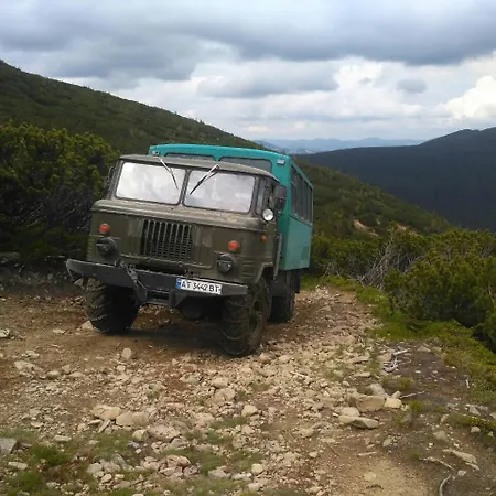 гостинний двір 