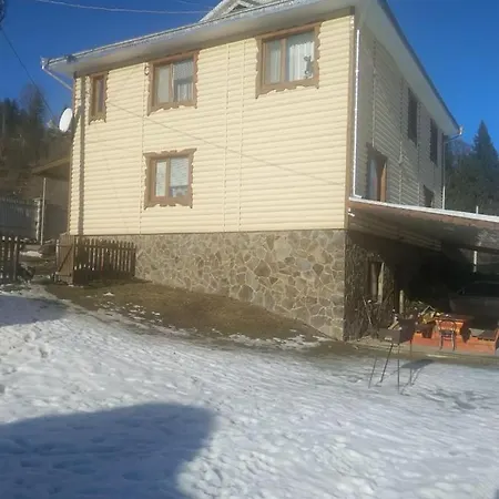 гостинний двір 