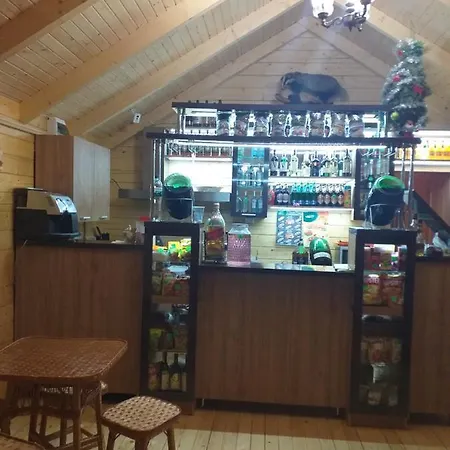 гостинний двір 