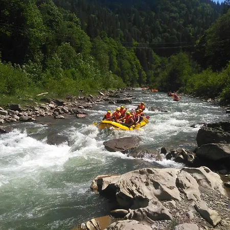 Country house гостинний двір 