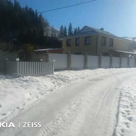 гостинний двір 