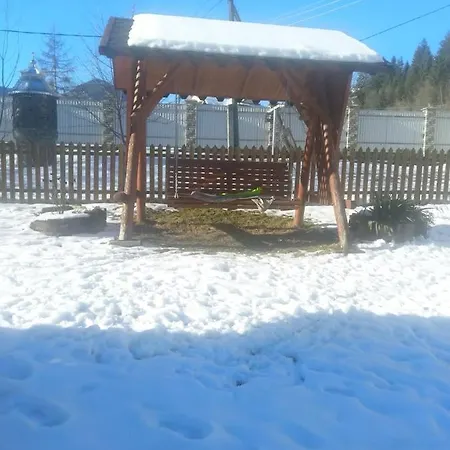 гостинний двір 